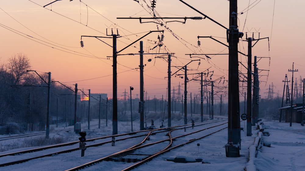 black railroad on focus photography