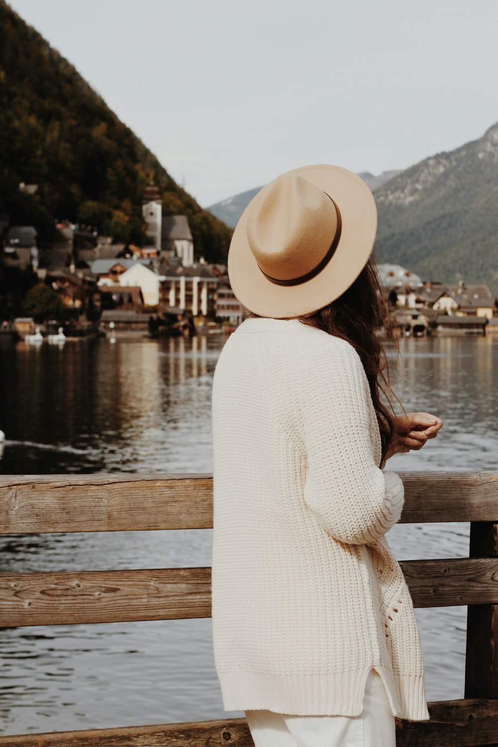 women's beige knit jacket