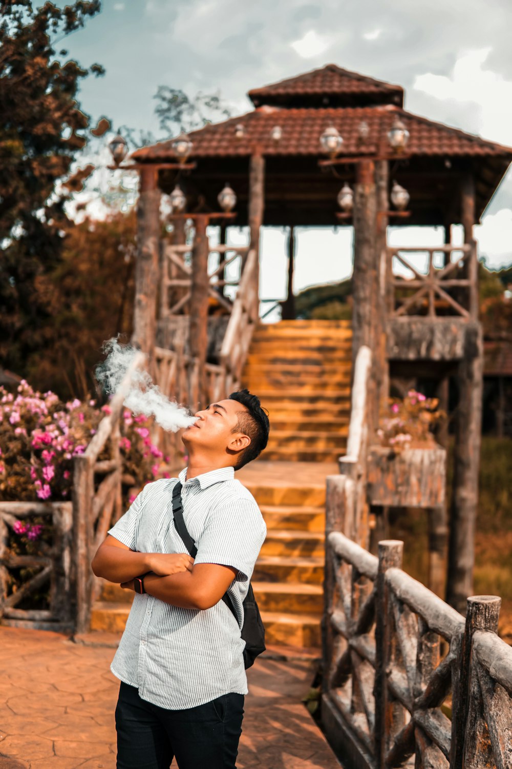 man wearing white dress shirt