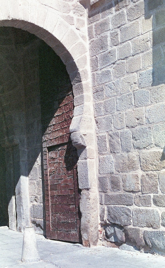 gray concrete wall in Toledo Spain