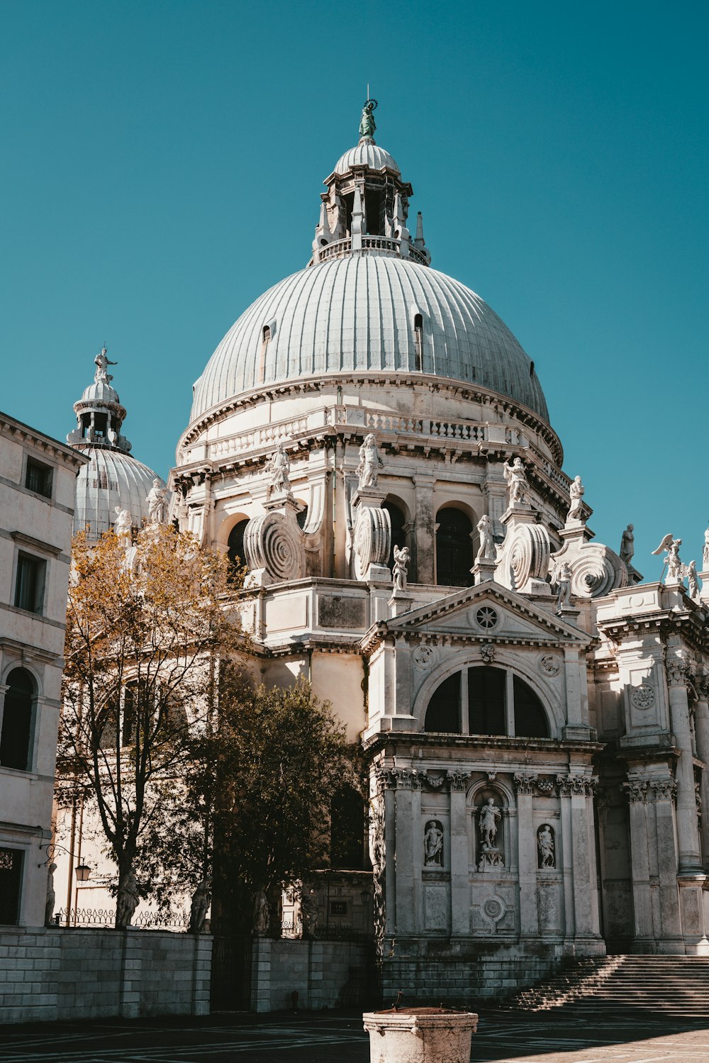 Santa Maria della Salute em Veneza, Itália durante o dia