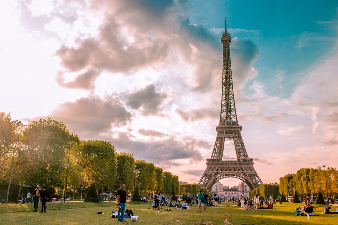 people near Eiffel Tower, Tour Eiffel
