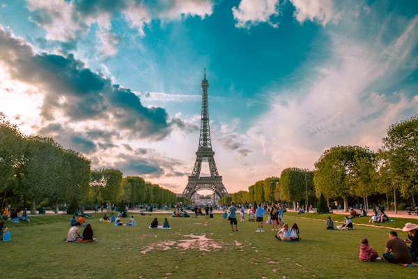 Exploring Parigi: Local Dishes, Restaurants, and Traditional Recipes
