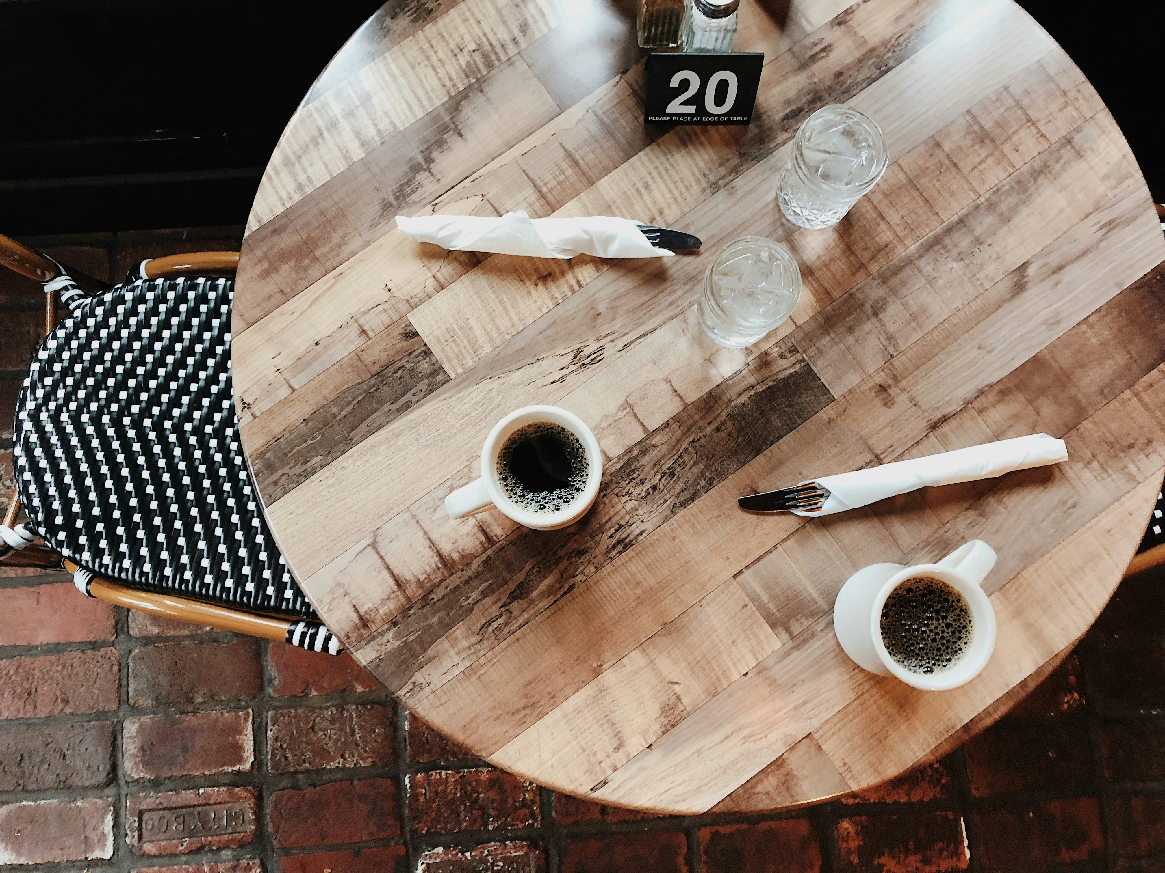 Photo by sydneyangove