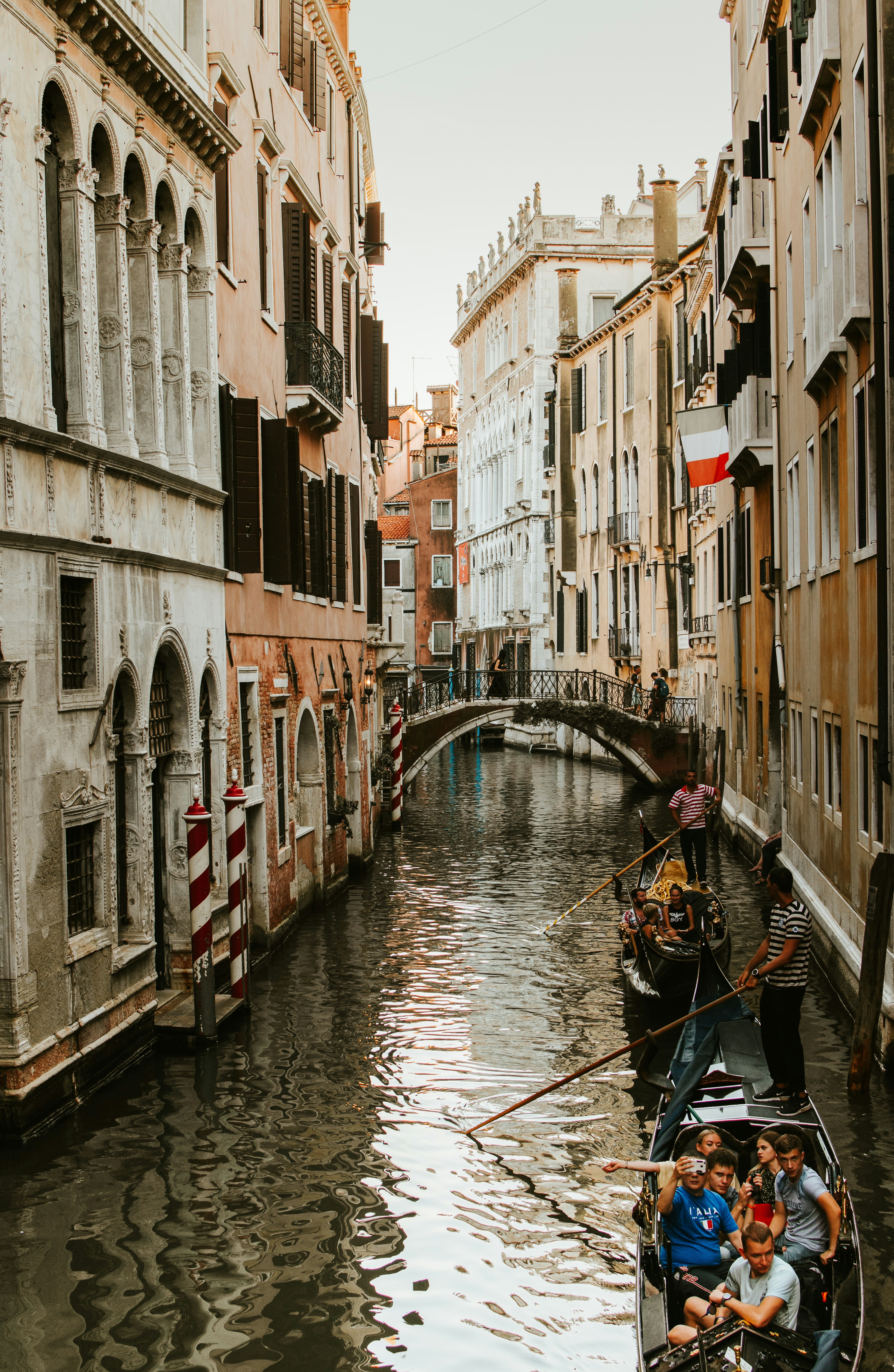 Photo by dianasimumpande