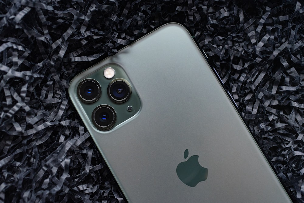 silver iPhone 11