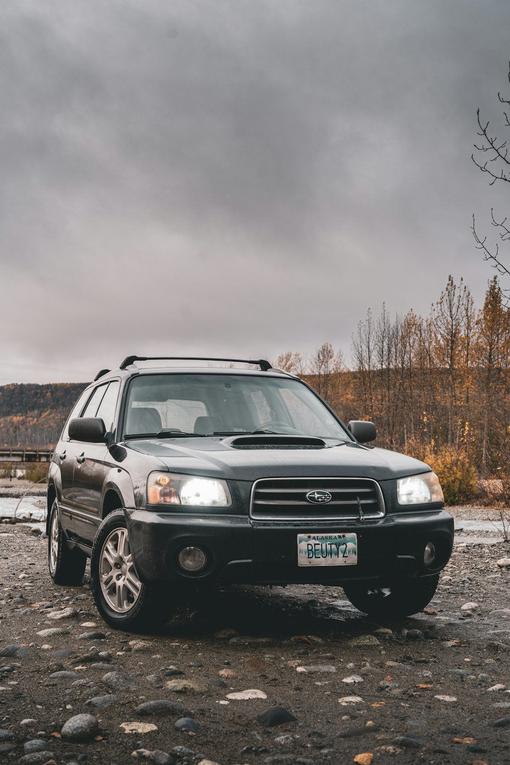 SUV Subaru negro