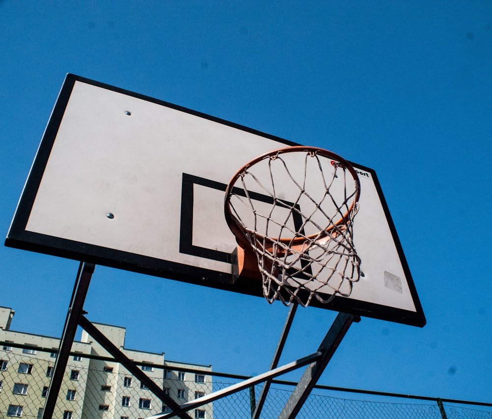 white and black basketball hoop