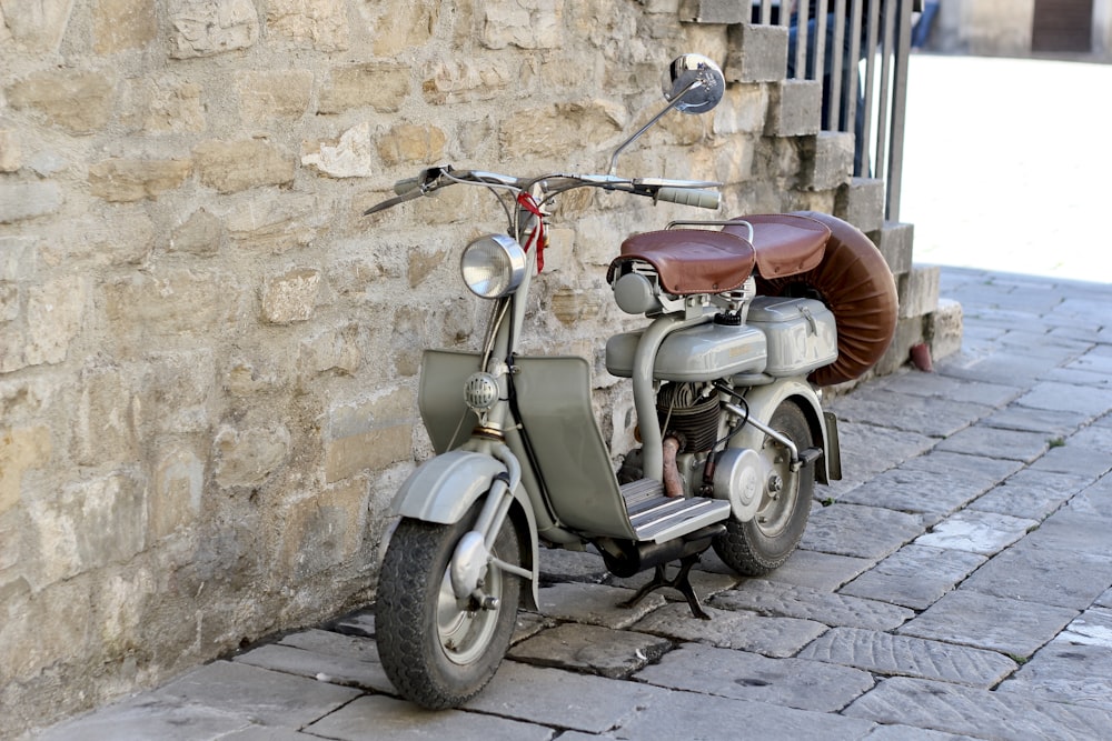 brown minibike