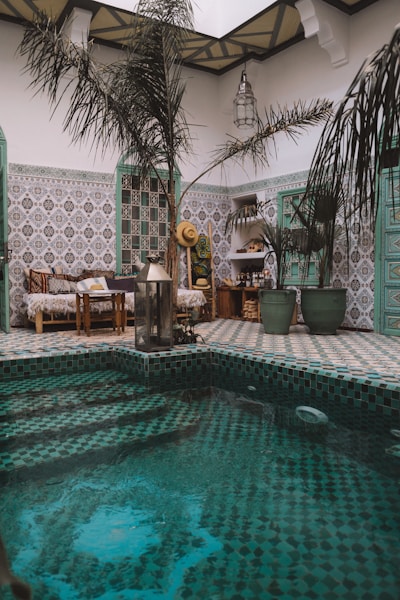 Villa Marrakech à Marrakech — Riad avec patio · Piscine, 5 chambres, 300m² — Gestion locative OZC IMMO