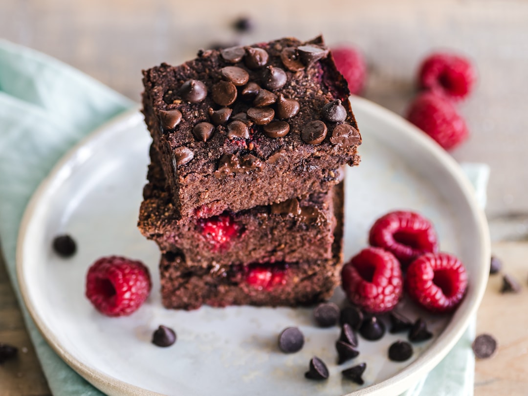 baked cake, Coconut flour raspberry brownies.