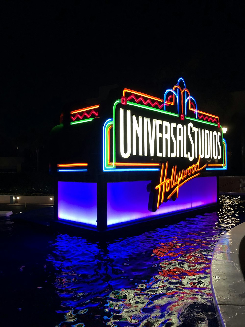 Universal Studios signage