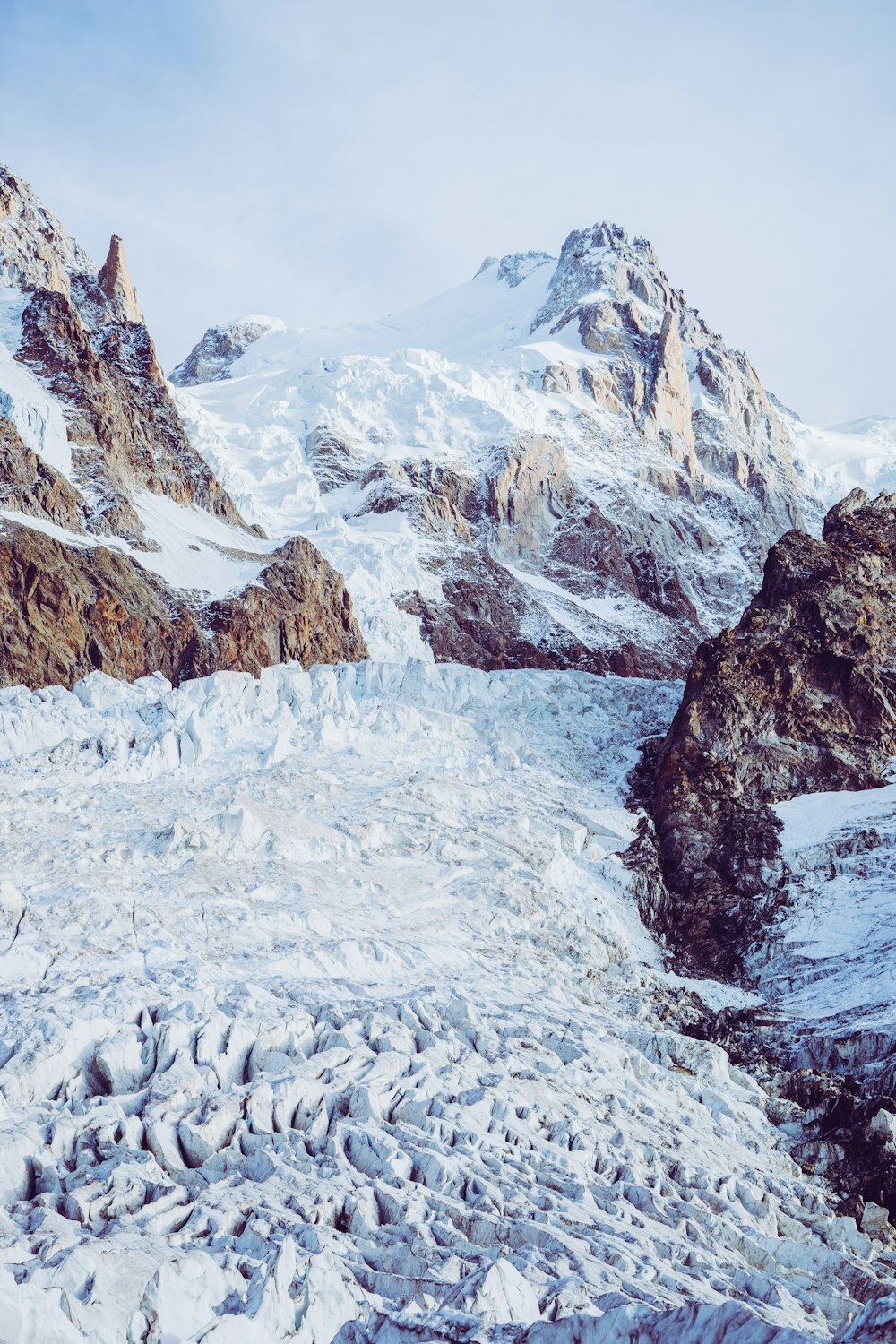 snow capped mountain during daytime