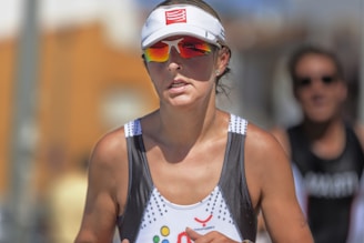 running woman during daytime