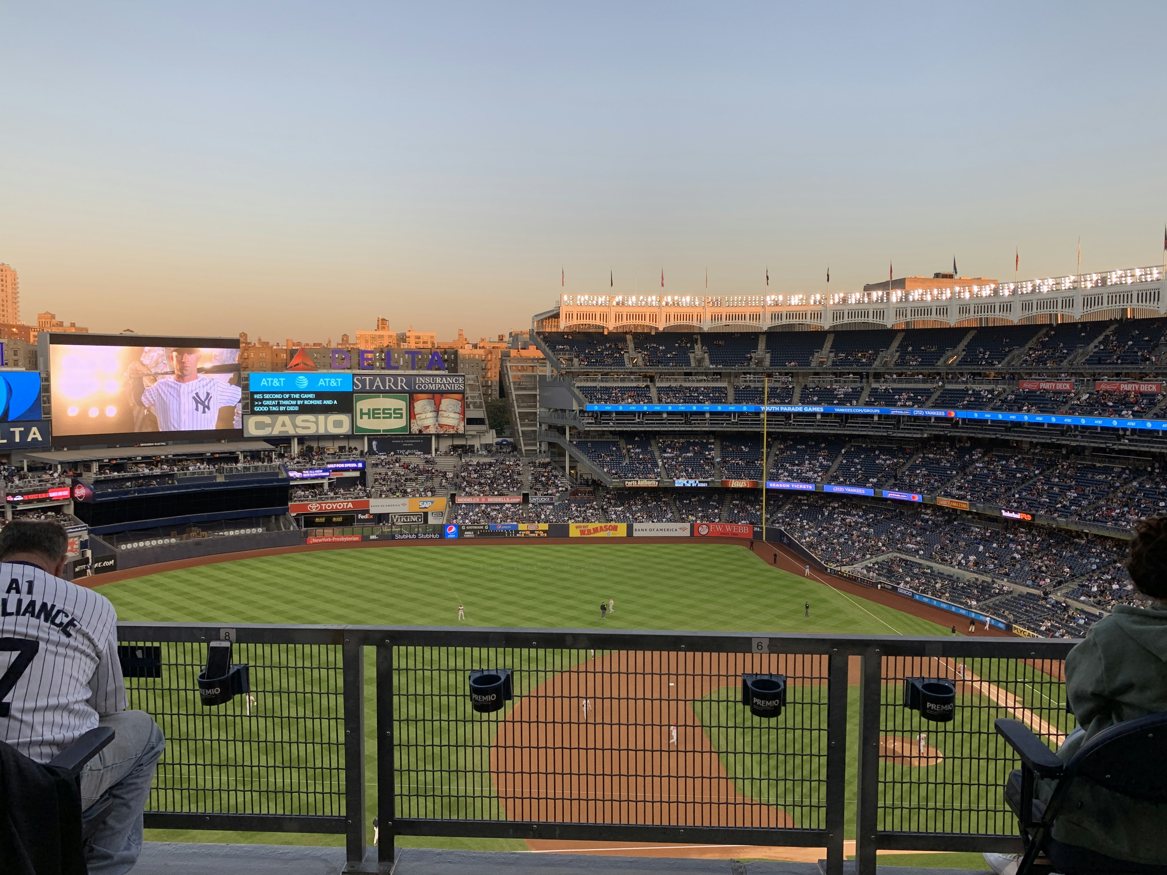 Partido de béisbol en el Yankee Stadium de Nueva York