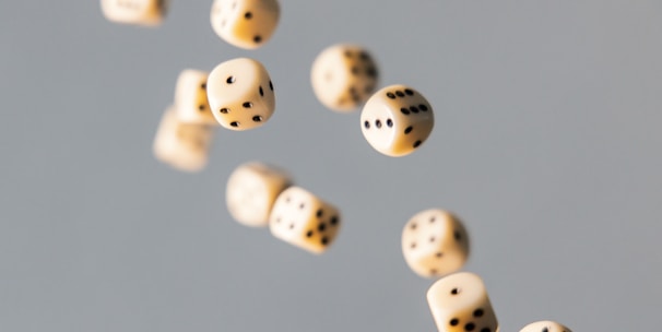 closeup photo of dices