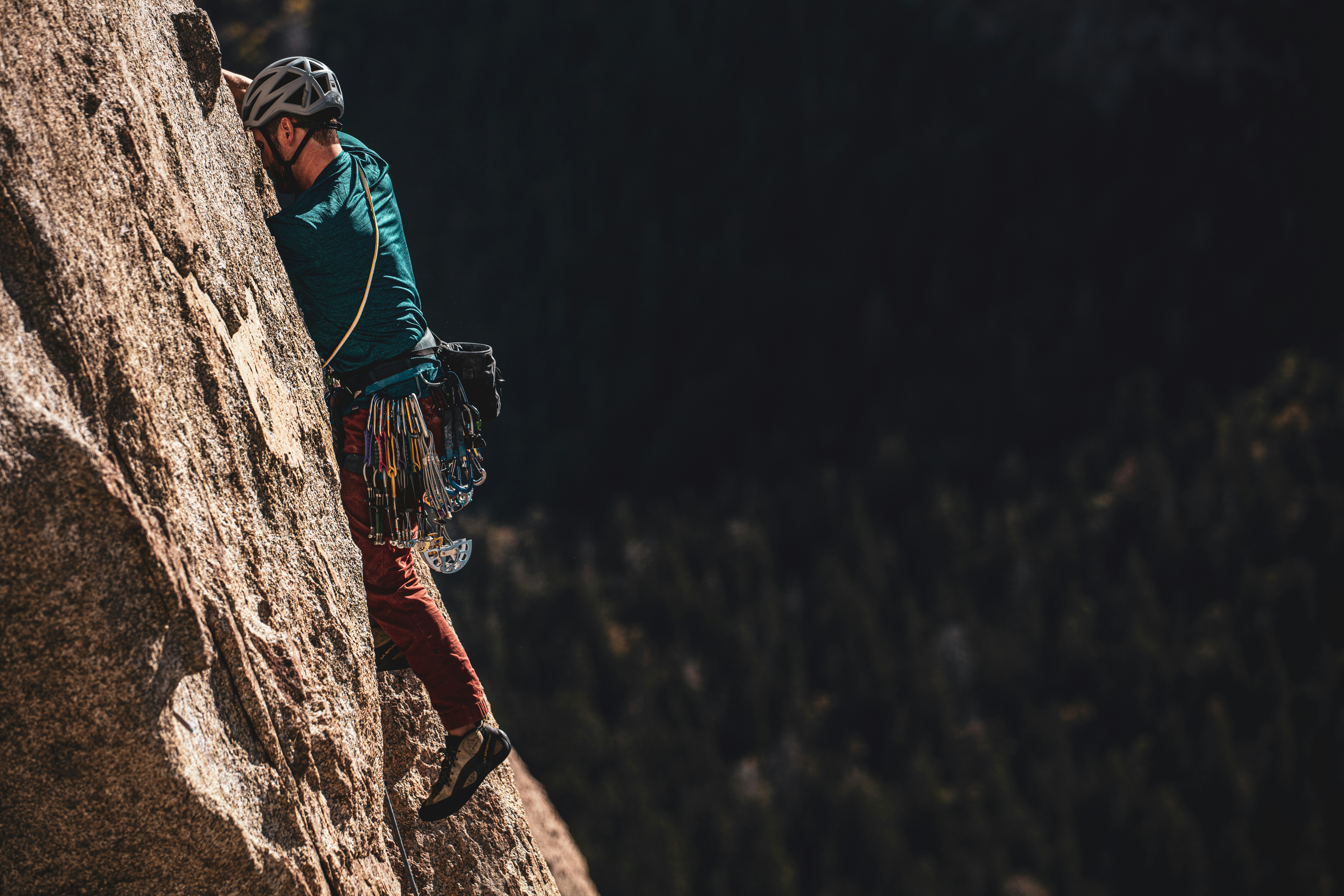 Photo by worldsbetweenlines