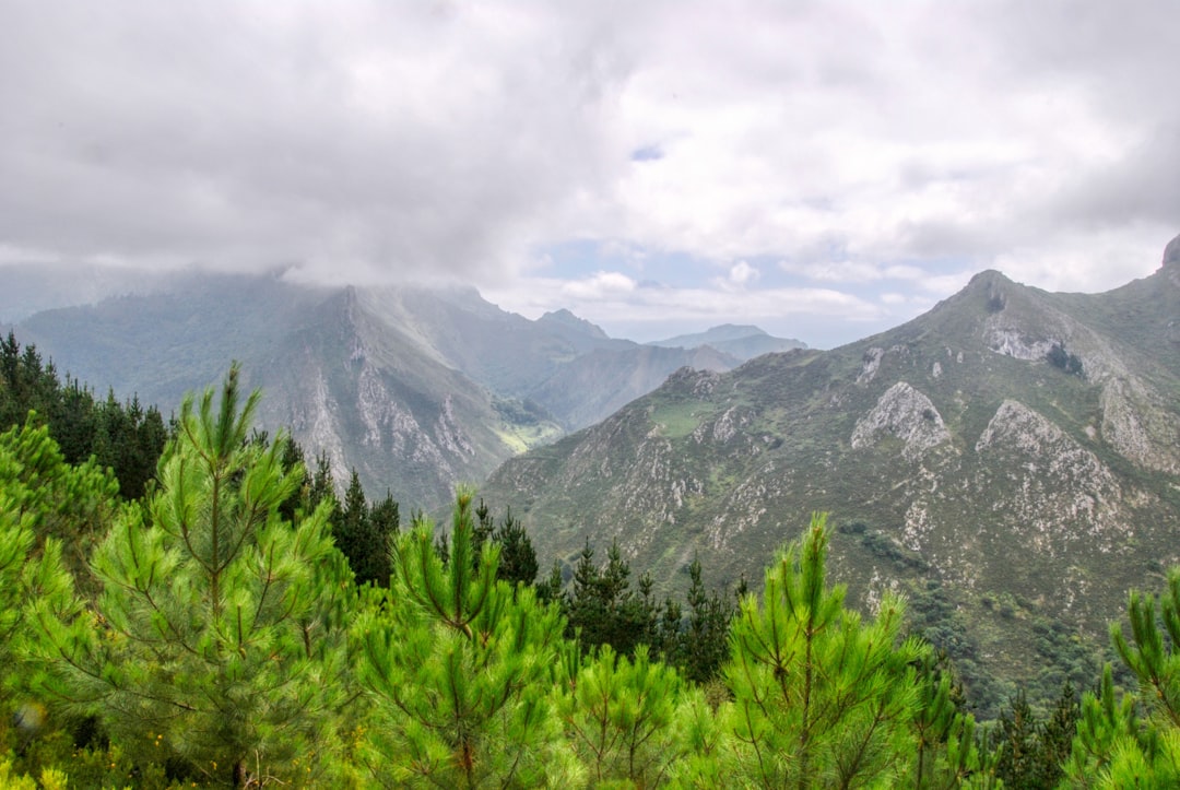 travelers stories about Hill station in Asturias, Spain
