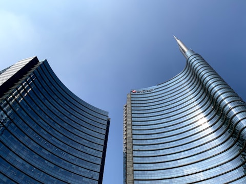 close-up photography of high-rise buildings