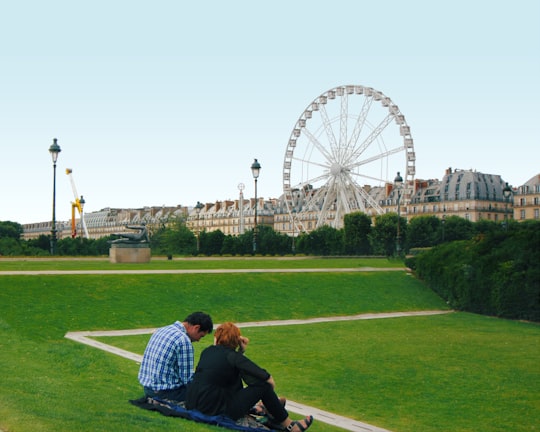 couple in park in Tuileries Garden France