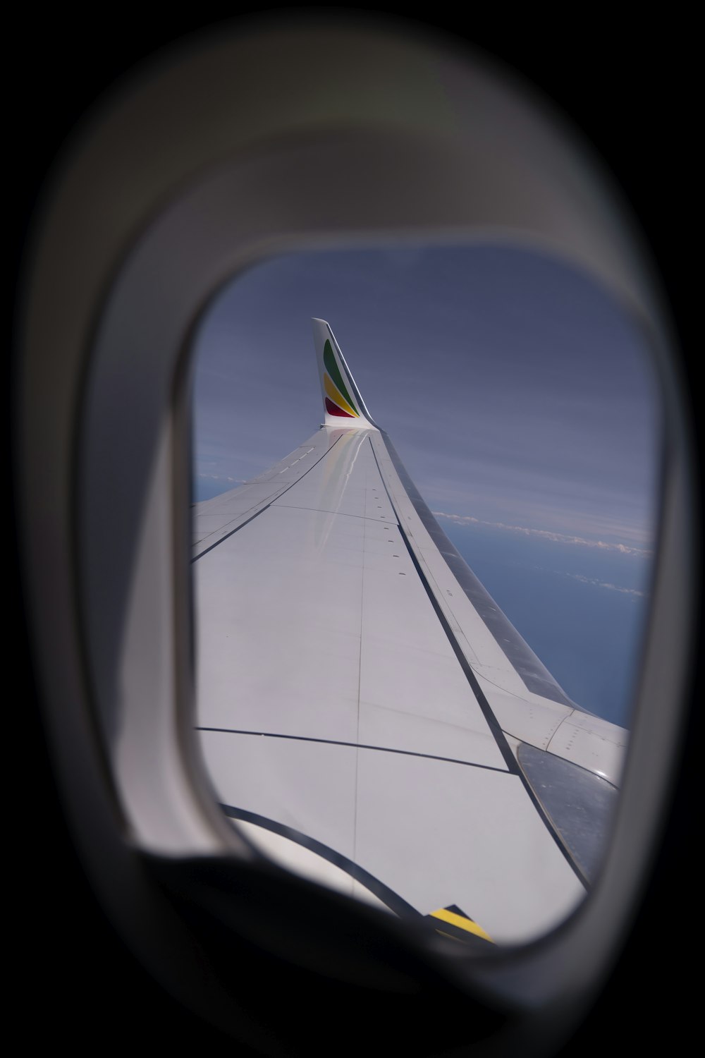janela do avião na foto de close-up