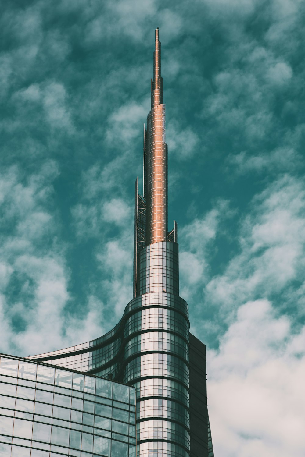 gray and white concrete building