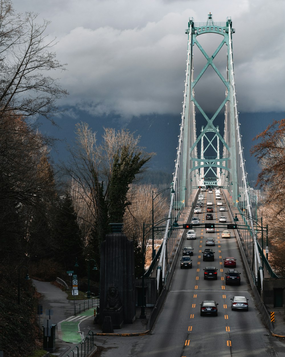 photo of blue and white bridge