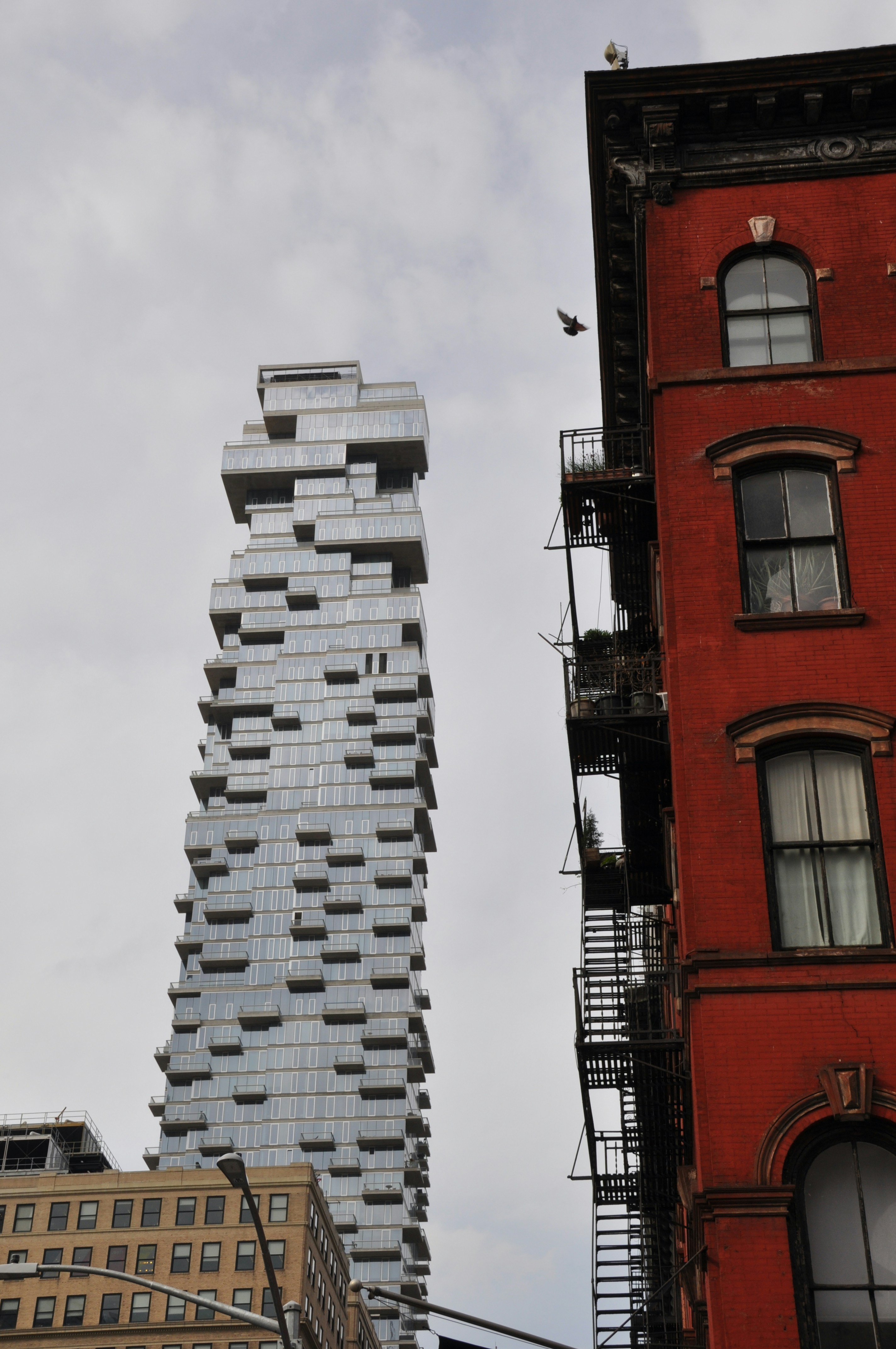 Red building structure photo – Free Grey Image on Unsplash