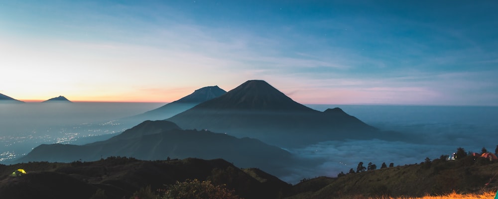 silhouette photography of mountain