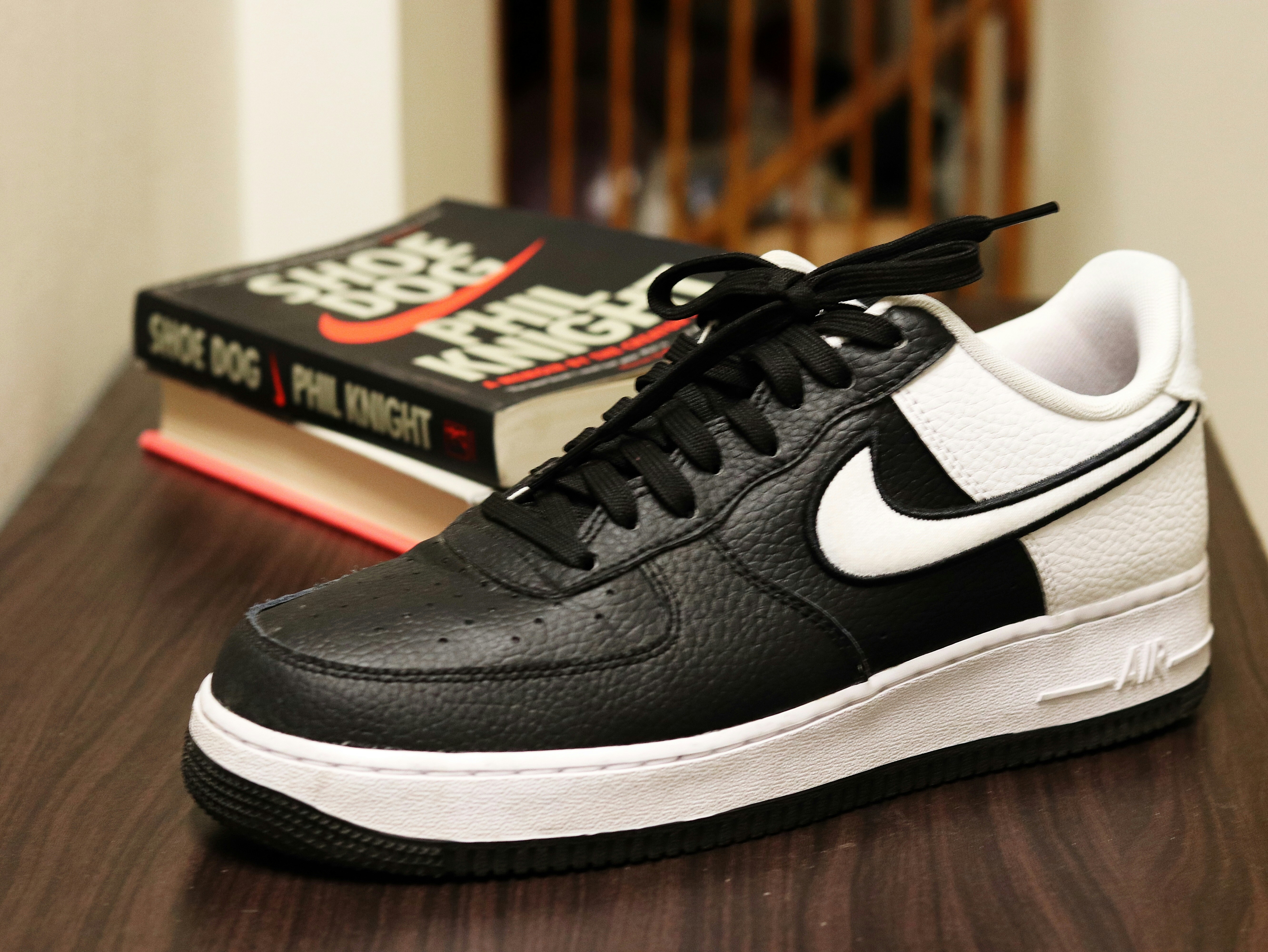 What Are Some Tips For Maintaining Mens Boating Shoes?