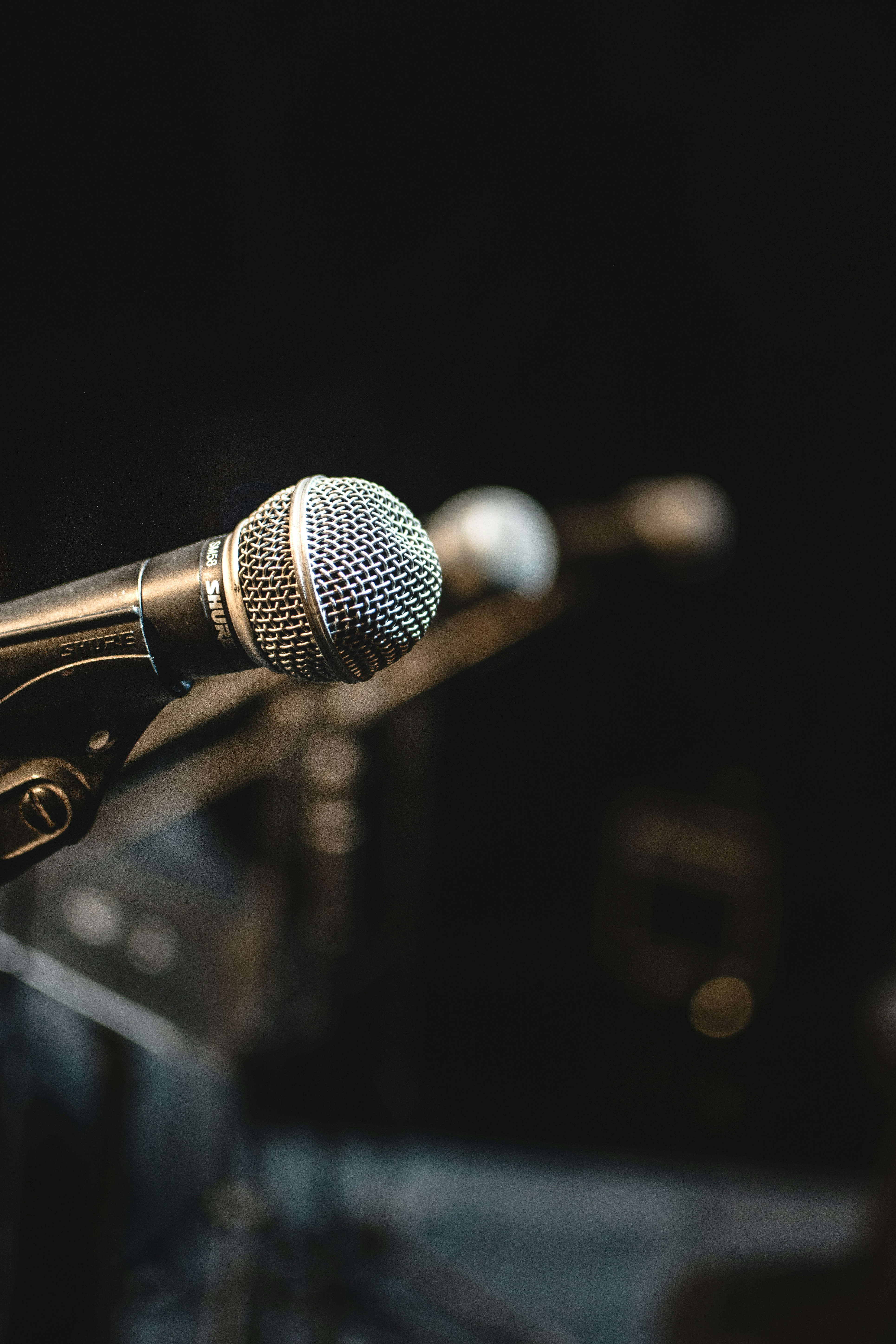 mic in a stage