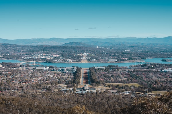 Discover Canberra: Must-See Sights & Hidden Gems