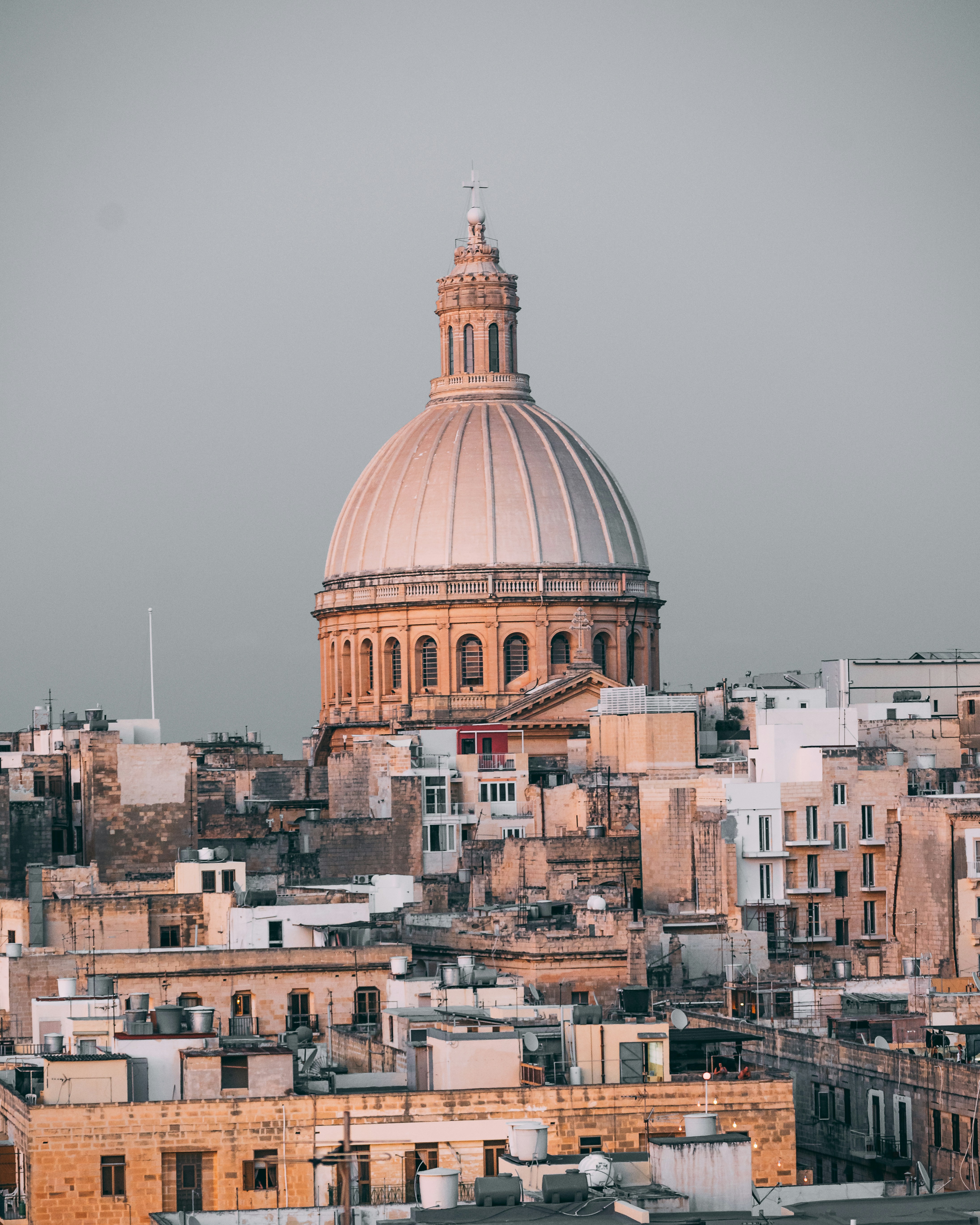white and multicolored concrete buildings