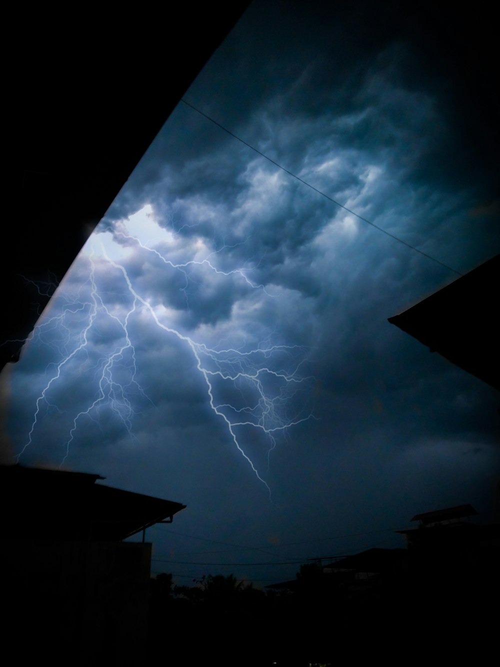 lightning bolt photo