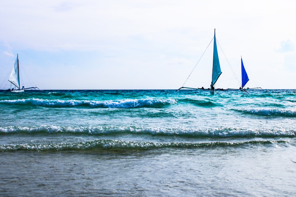 photography of sailboat during daytime