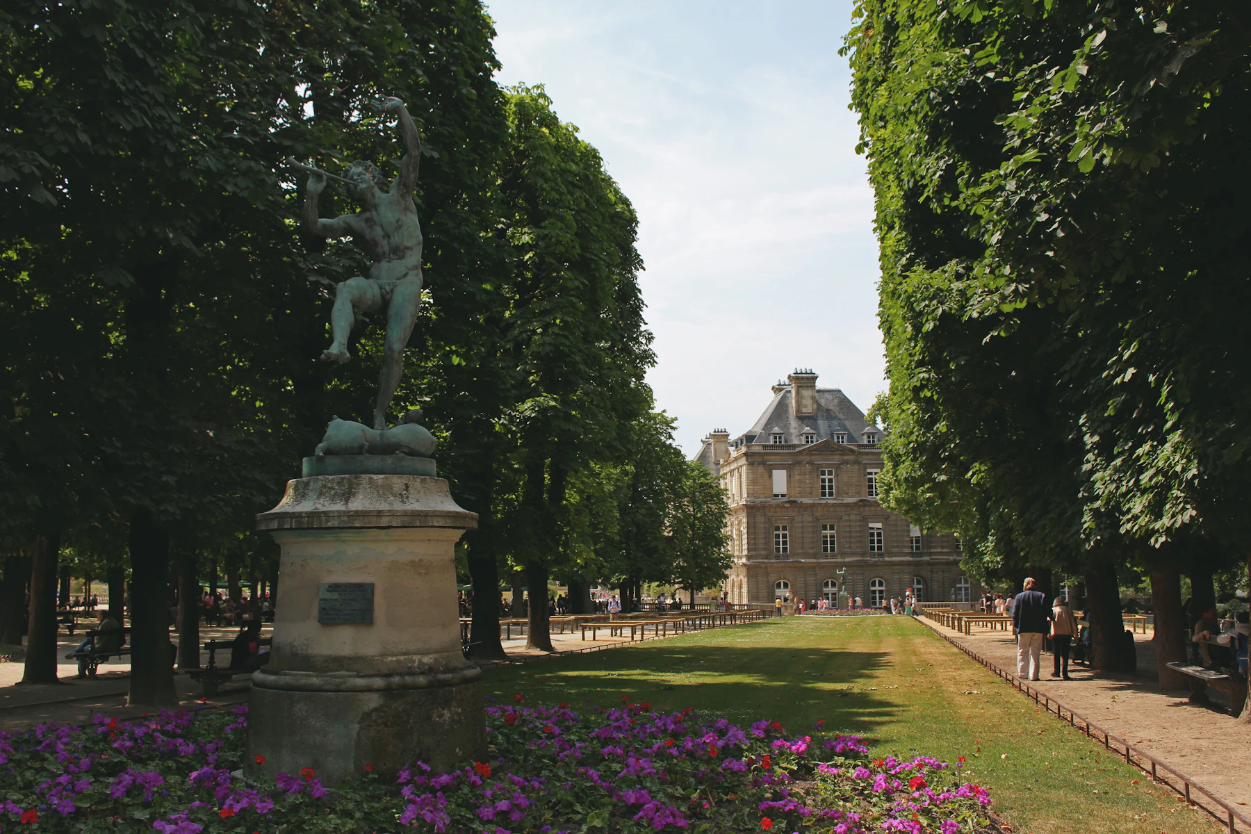 Illustrative travel photograph for this guide: Luxembourg Garden Paris summer