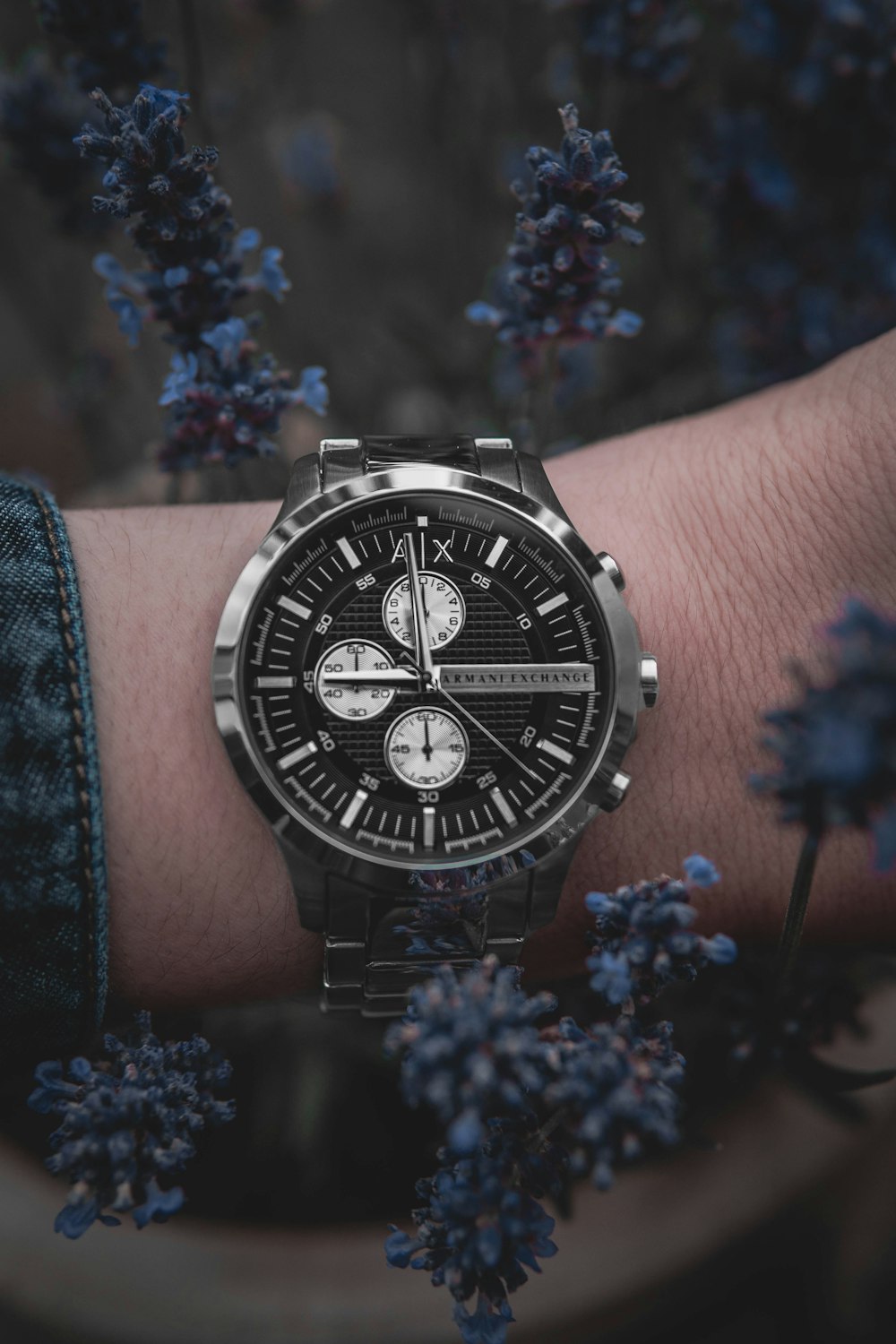 gray chronograph watch