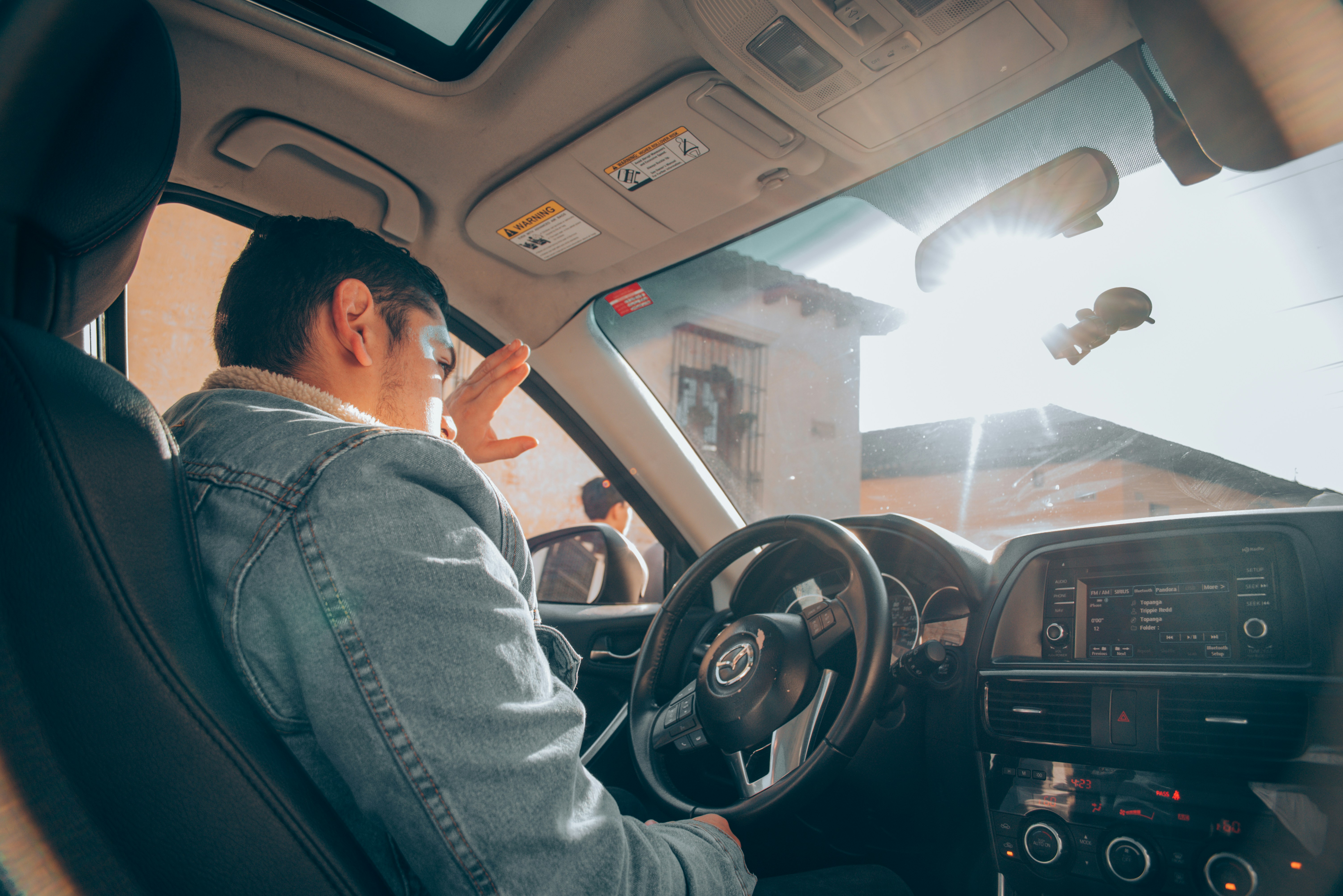 Photo by miguelherc96