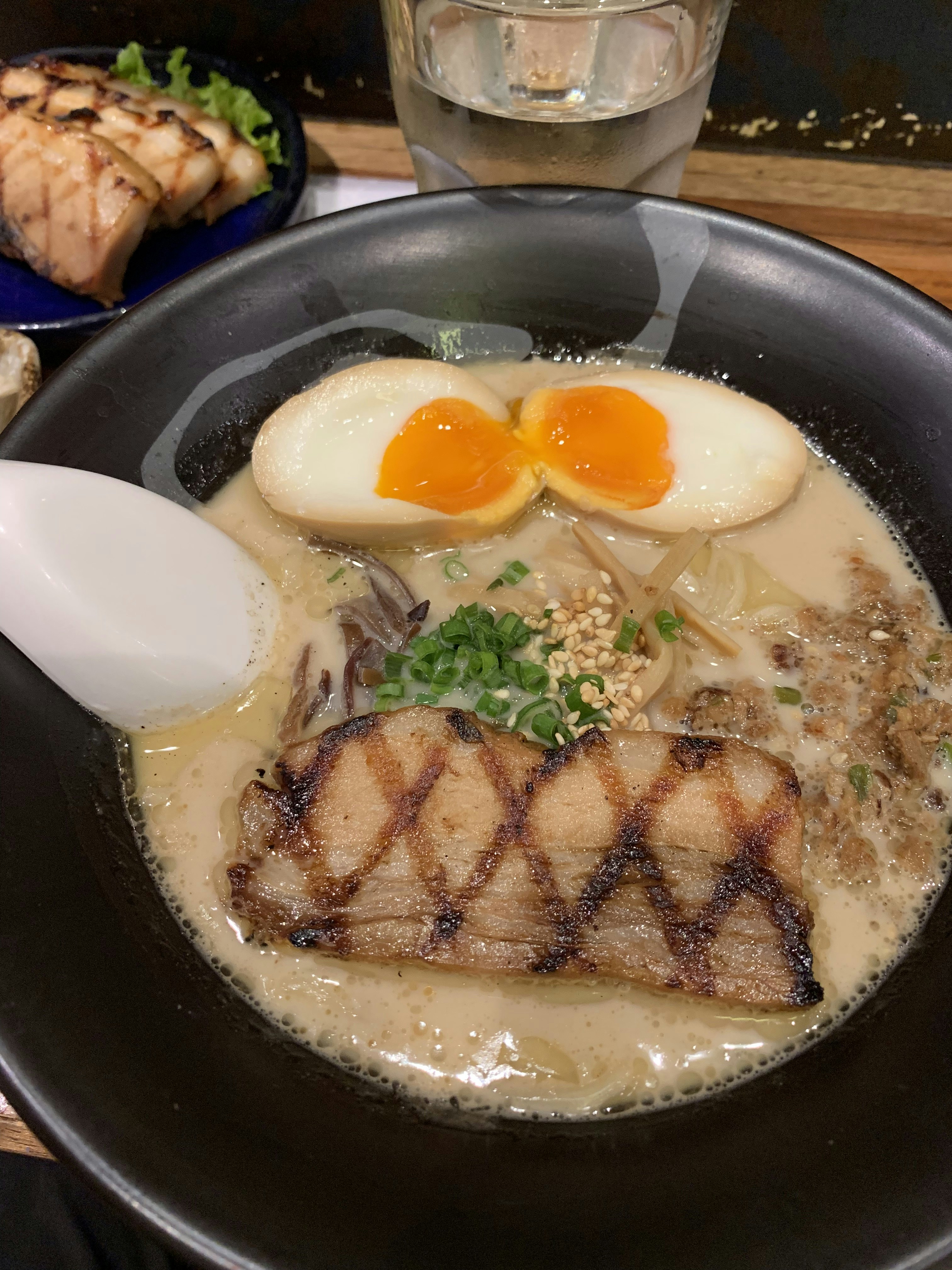 Menikmati Ramen, Sushi, dan Babi Guling di Bali