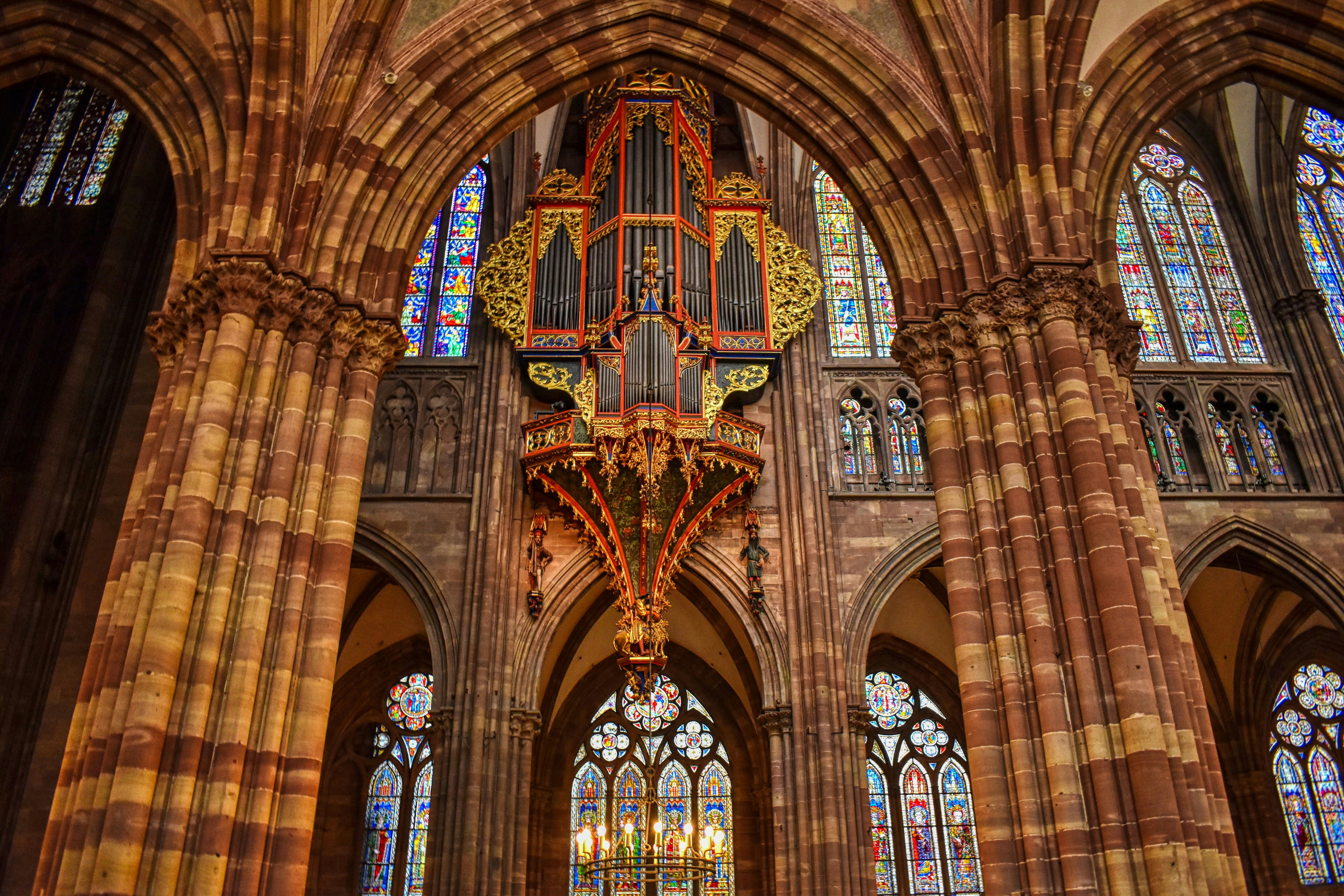 Braunes Architekturgebäude