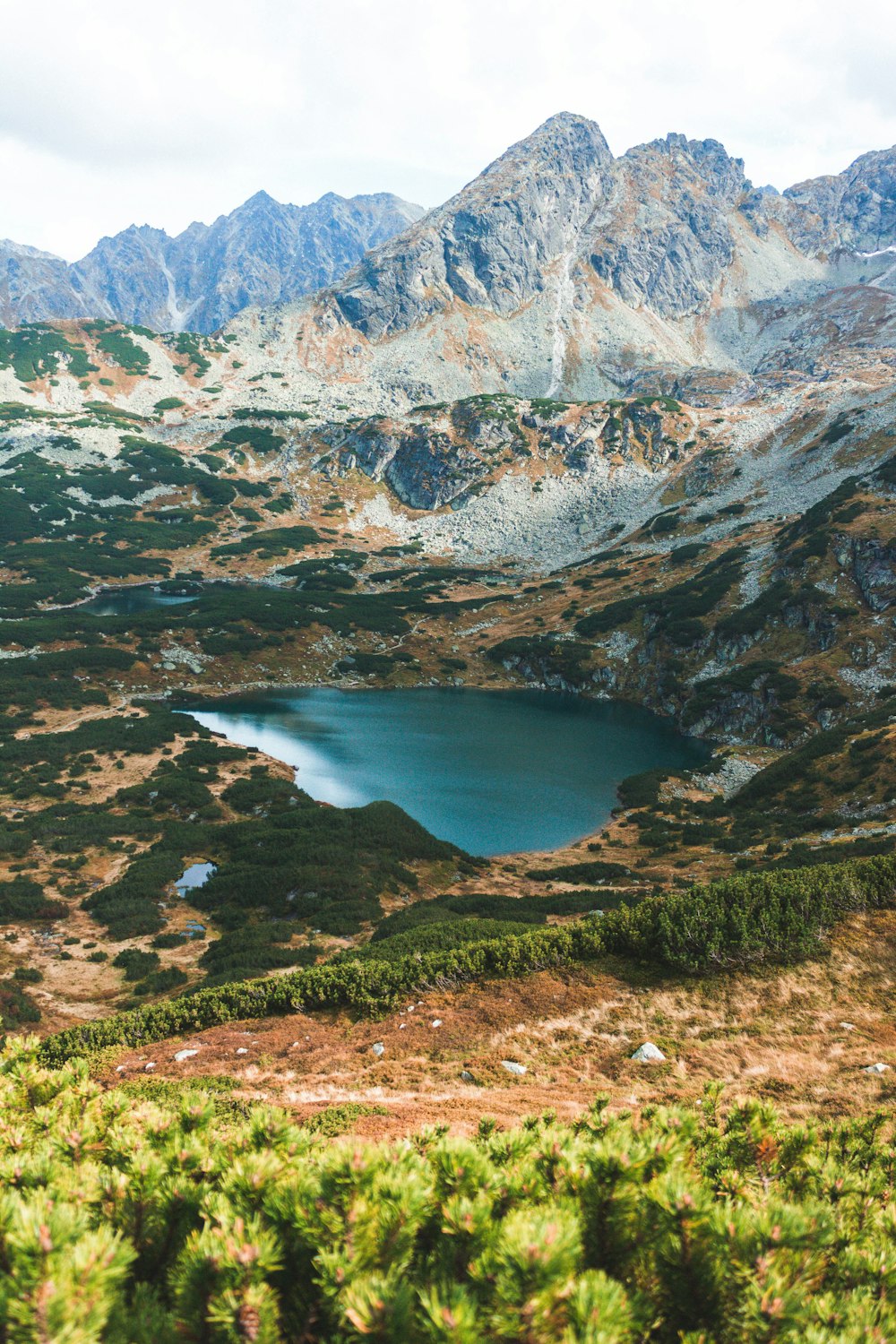 aerial photo of lake at daytime