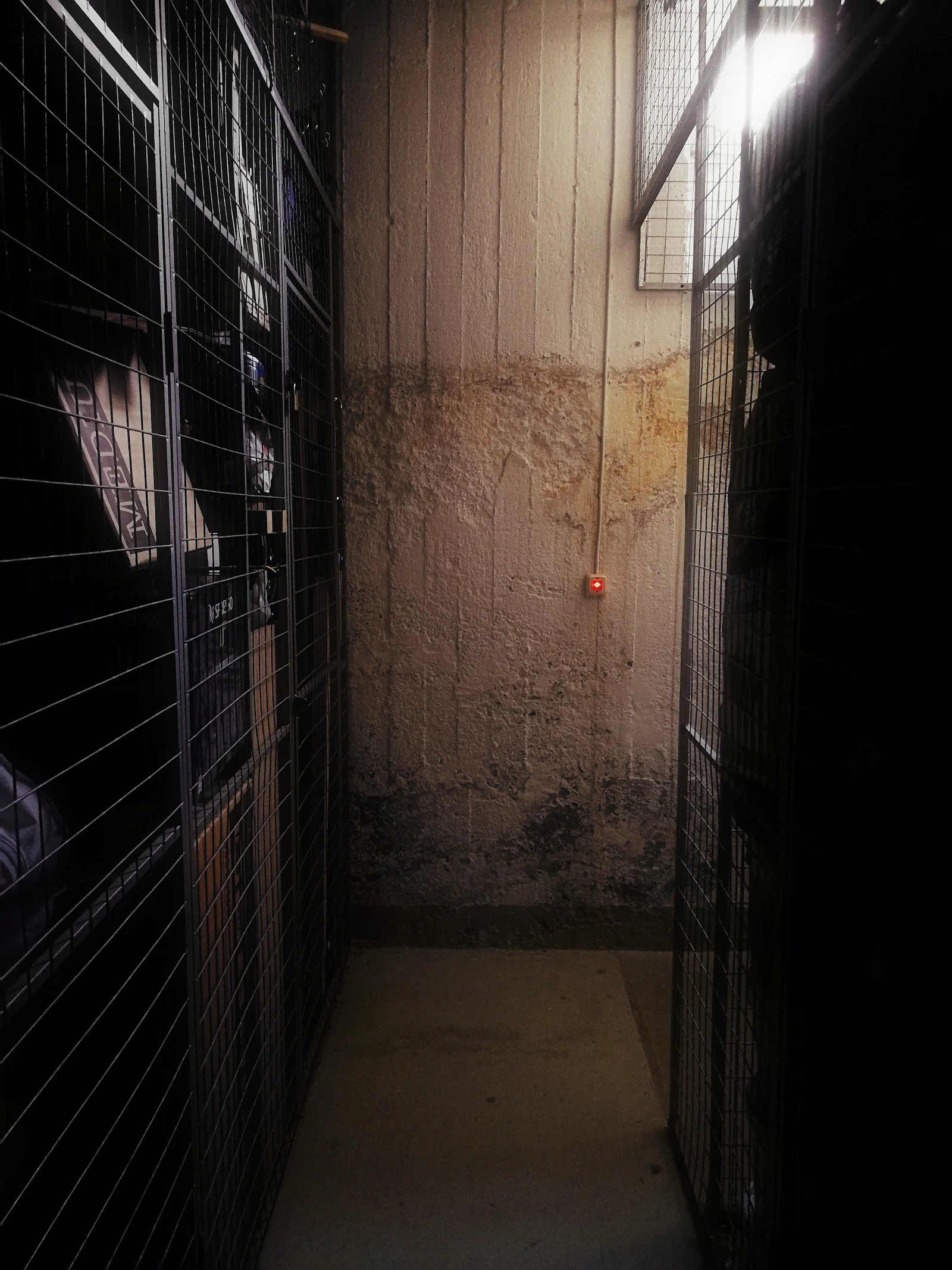 Storage Cages in LA Loft Buildings: What Buyers Should Verify Before Closing