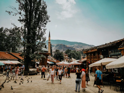 Baščaršija in Sarajevo, the Sebilj fountain, the pigeons and the crowd around it