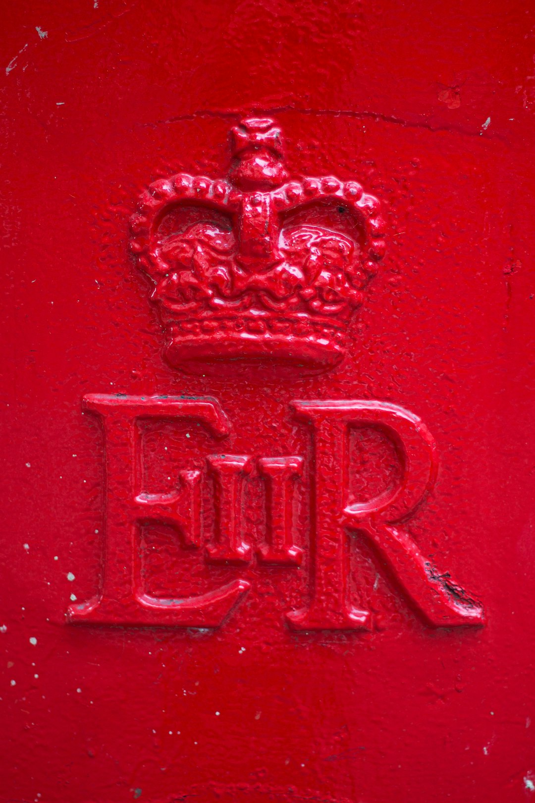 EIIR logo, symbol of the queen and royalty