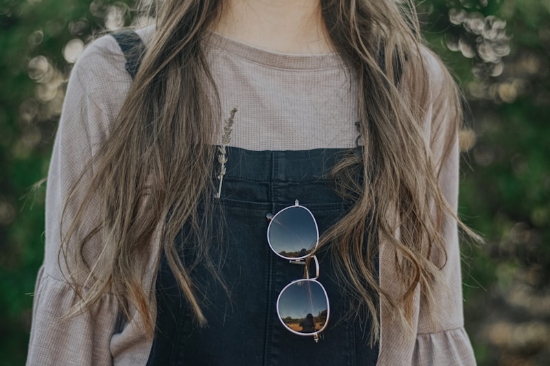 Stylish woman in sunglasses