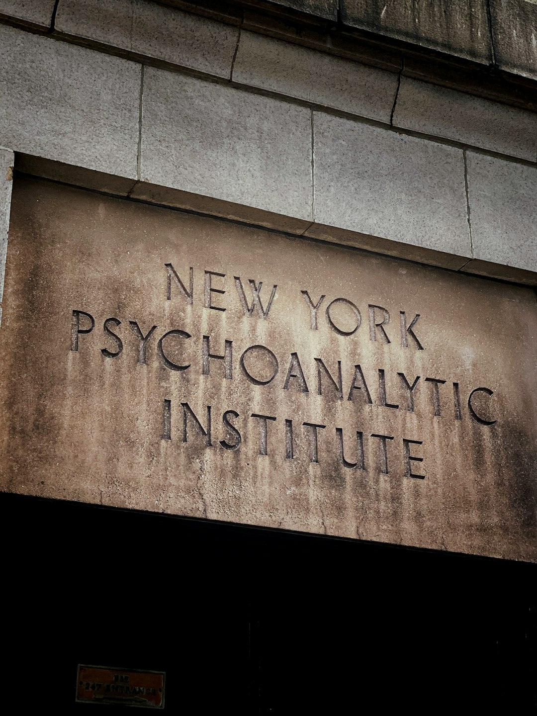 New York Psychoanalytic Institute sign