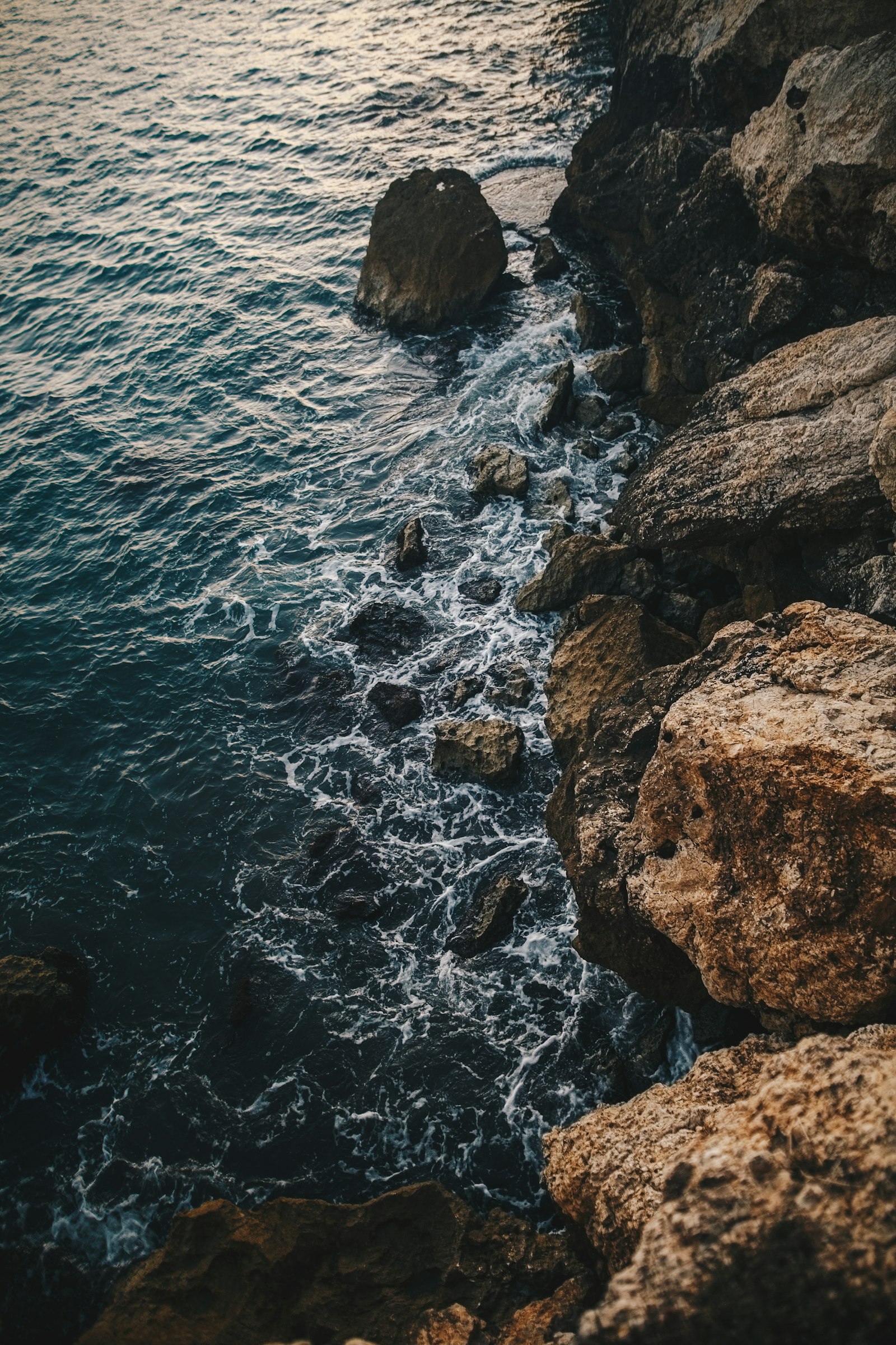 Canon EOS 5D Mark III + Sigma 24mm F1.4 DG HSM Art sample photo. Seashore waves scenery photography