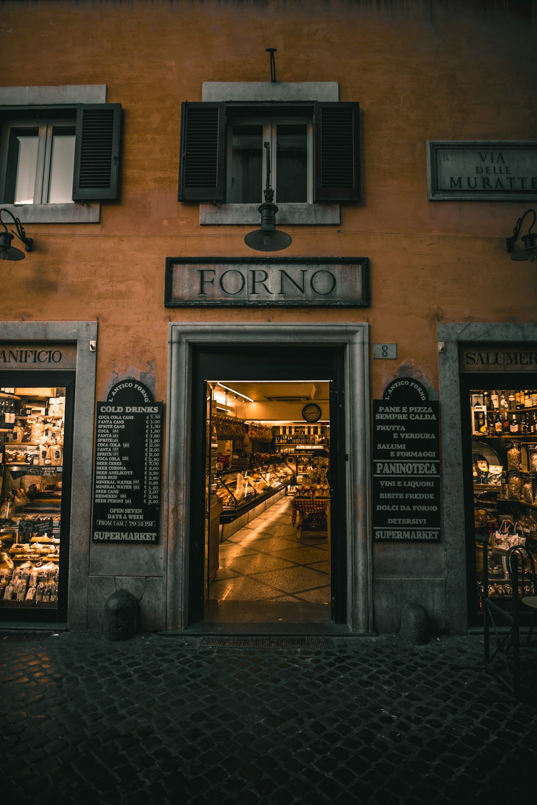 Forno signage