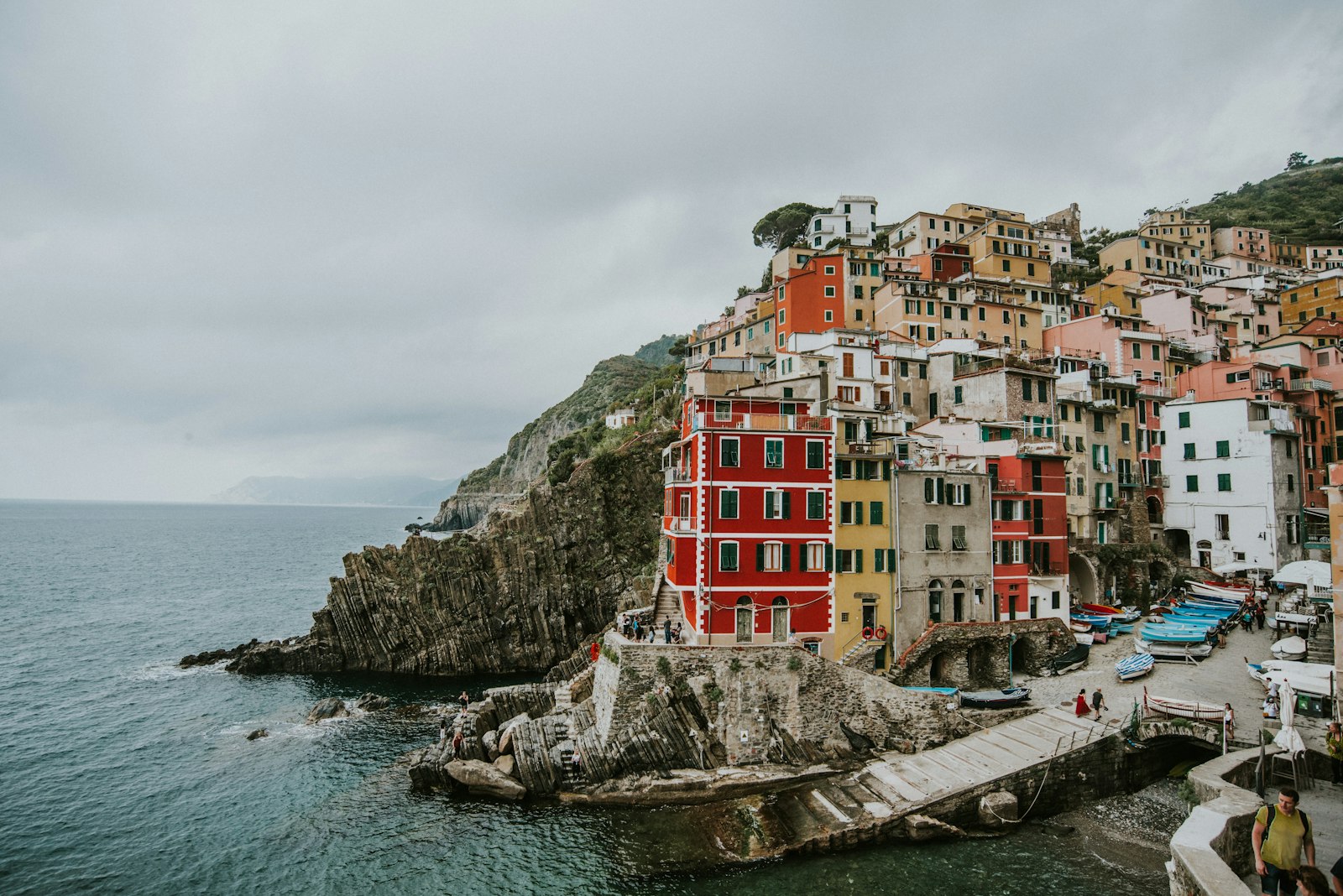 Nikon D750 + Nikon AF-S Nikkor 18-35mm F3.5-4.5G ED sample photo. Cinque terre in italy photography