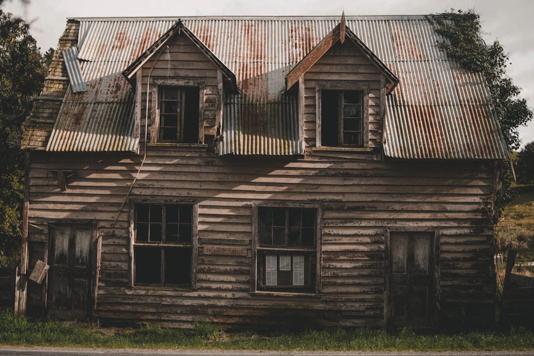 Distressed house for sale